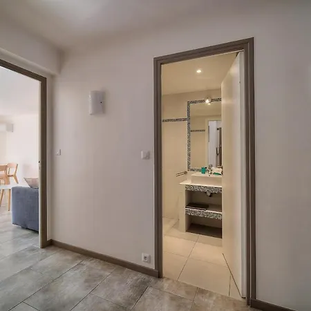 Immogroom - Spacious - Terrace - Air Conditioning - Near Croisette Appartement Cannes