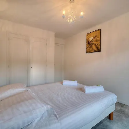 Immogroom - Spacious - Terrace - Air Conditioning - Near Croisette